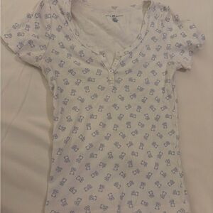 10 Brandy Melville T-shirts / Sweatshirt